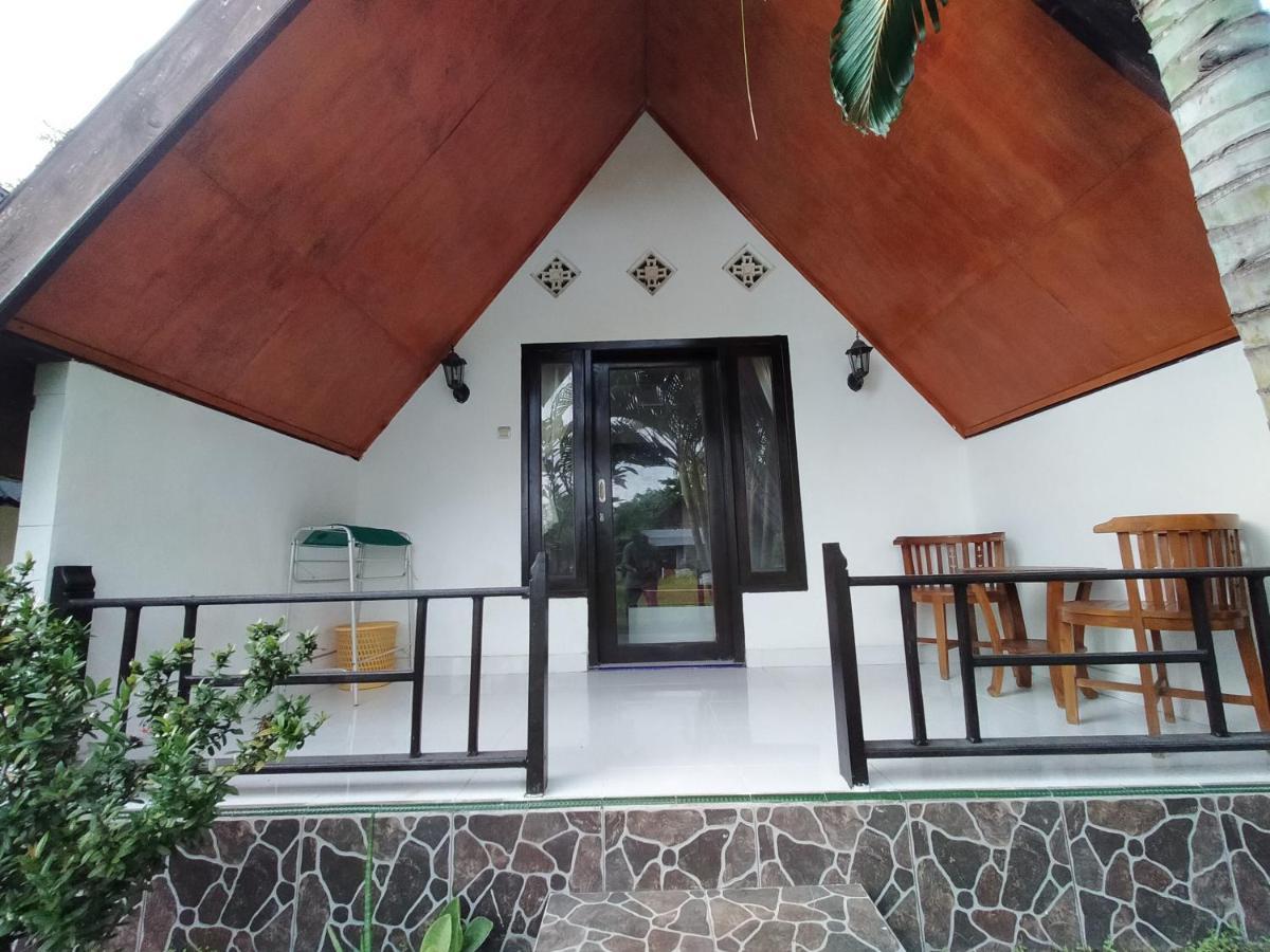 Hotel Coconut Gili Meno Exterior foto