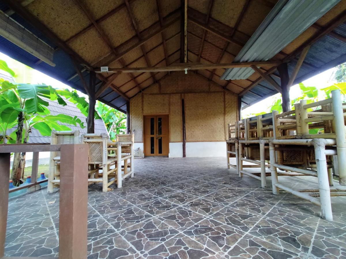 Hotel Coconut Gili Meno Exterior foto
