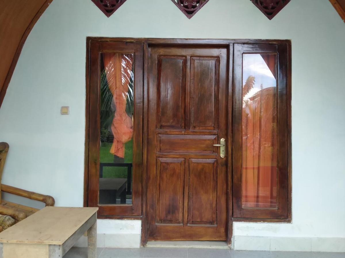 Hotel Coconut Gili Meno Exterior foto